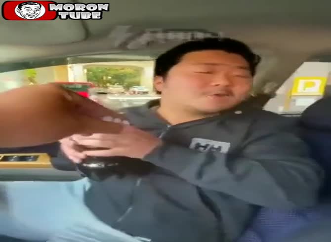 Video :You moron, don't get in the car!